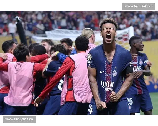 诺伊尔七次扑救 + 凯恩双响,拜仁 4-2 晋级世俱杯八强战巴黎 诺伊尔七次扑救 + 凯恩双响,拜仁 4-2 晋级世俱杯八强战巴黎