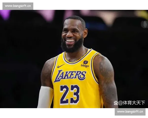 詹姆斯 40 岁高强度训练冲刺第 23 季 5260 万合同锁定湖人争冠最后窗口 詹姆斯 40 岁高强度训练冲刺第 23 季 5260 万合同锁定湖人争冠最后窗口