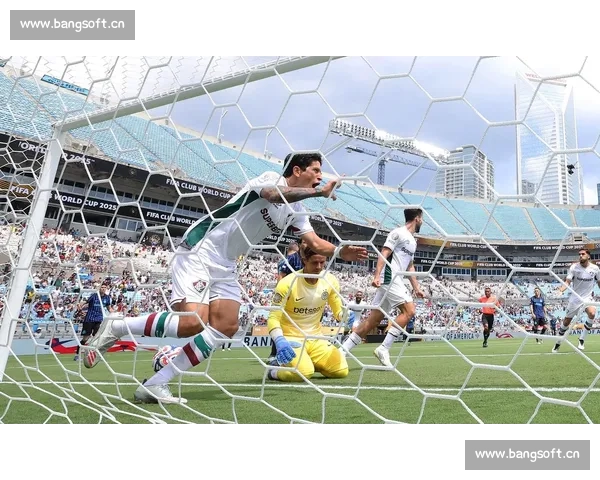 弗洛伦蒂诺盛赞国际足联与 DAZN 合作：新世俱杯免费转播开启足球新时代