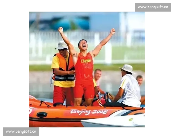 不是吧！这位冠军竟是退役后才开始训练